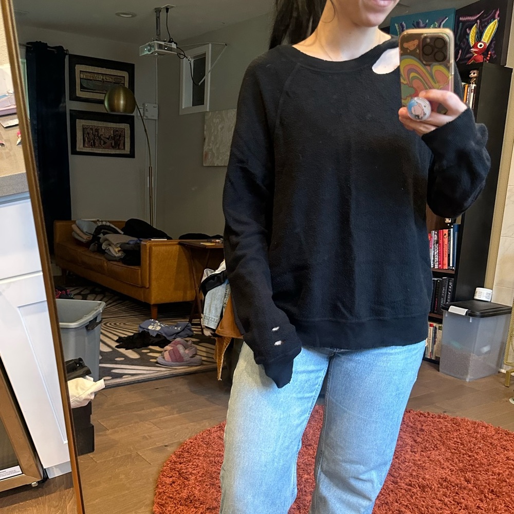 n:Philanthropy distressed crew